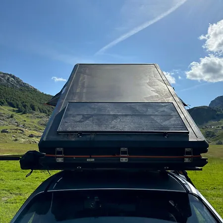 Nomad Montenegro Camper 4x4 Luxury tent